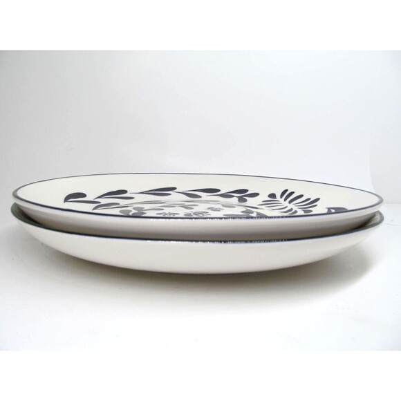 Orly Maison New York 10” Dinner Plates Navy & White Set of 2 - Picture 6 of 16